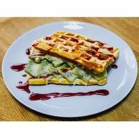 Классическая вафля с киви и сгущенкой в Маленькая Флоренция