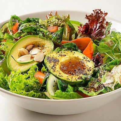 Большой зелёный салат Xl в Кофемания по цене 2500 ₽