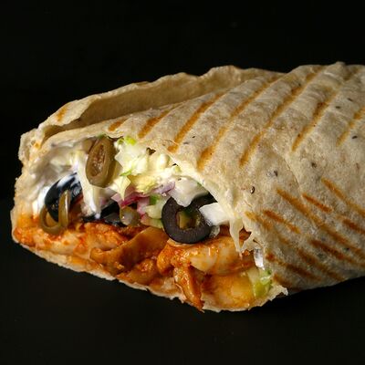 Шаурма Greek dream mini в Simons Gyros по цене 389 ₽