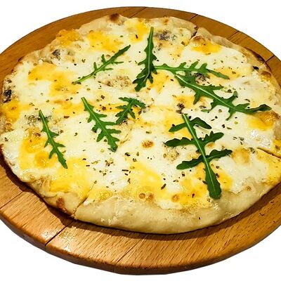 Пицца Четыре сыра в Черная Кошка по цене 639 ₽