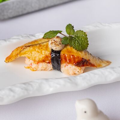 Антисуши с угрем в Leto по цене 590 ₽