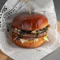 Бифф классика в Beer & Burger Bistro