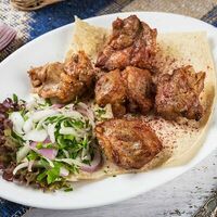 Шашлык из cвинoй шейки в Суло
