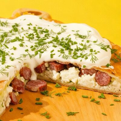 Чебурек-пирог охотничий в Чебурекми по цене 770 ₽