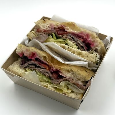 Сэндвич с ростбифом в Волконский по цене 760 ₽