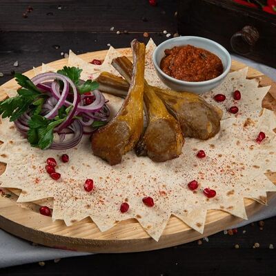 Шашлык из корейки баранины в Мангал Хаус по цене 1200 ₽