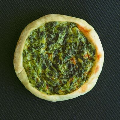 Перепечи с шпинатом и сыром в Перепечкин по цене 80 ₽