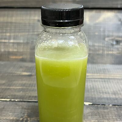 Свежевыжатый сельдереевый сок в Мамино по цене 430 ₽
