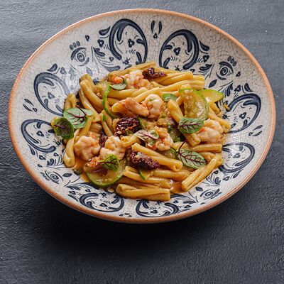 Паста с креветками и цукини в LAFALounge & cafe по цене 830 ₽