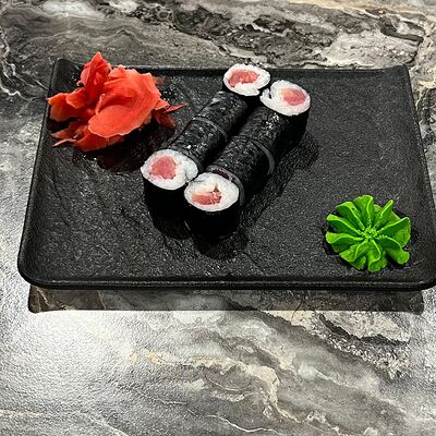 №72 Маки Тунец в Суши-бар Макото по цене 220 ₽