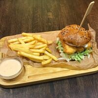 Фишбургер в Craft Lab Cafe