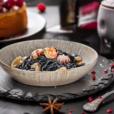 Паста черная с морепродуктами в СЫТЫЙ БЫК по цене 670 ₽