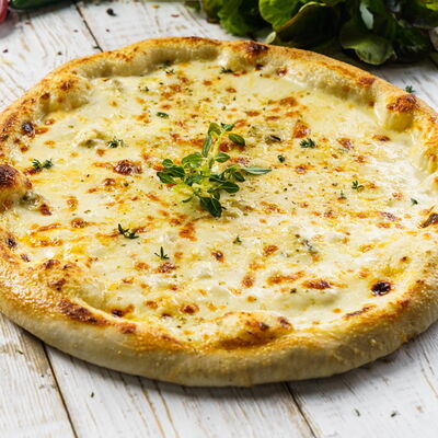 Пять сыров в Шаурма на углях Шаум по цене 890 ₽