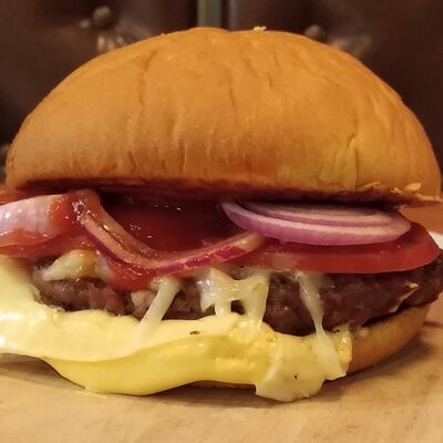 Бургер Биг чиз в МЯСО ЕСТЬ по цене 570 ₽