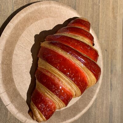 Круассан малиновый в Блеск по цене 170