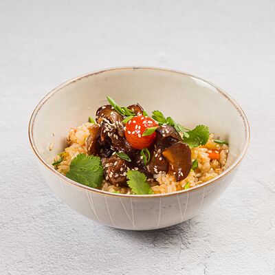 Рис с овощами и древесным грибом в Lasosь Sushi&Rolls по цене 399 ₽