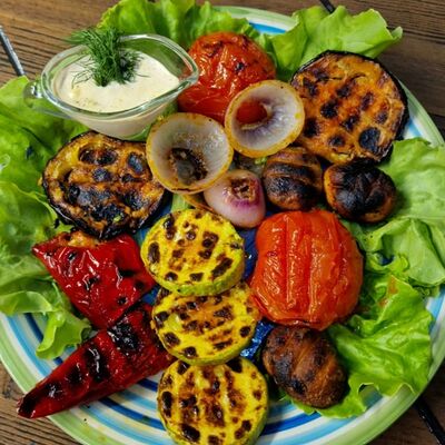 Овощи на мангале в Мангал №1 по цене 460 ₽