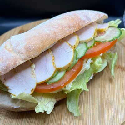 Шаурма в чиабатте с томленой курицей в Крафт фуд по цене 250 ₽