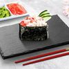 Нигири со снежным крабом в Sushi White Lux по цене 169