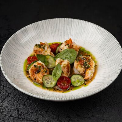 Креветки с соусом Татаки в Прага по цене 815 ₽