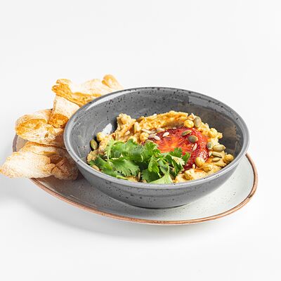 Хумус с карамелизированным томатом в Kitchen по цене 460