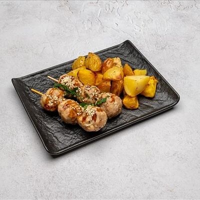 Фрикадельки цукунэ с картофелем в IPPIN - Fusion Panasia по цене 326 ₽