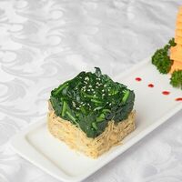 Шпинат с яичной лапшой в Китай-город