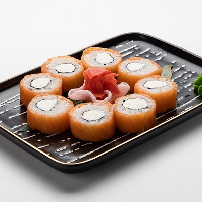 Роллы Филадельфияв Room-cafe по цене 920 ₽