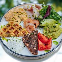 Завтрак Apollo с креветками в APOLLO