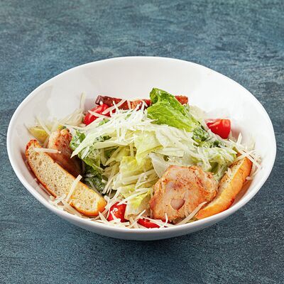 Салат Цезарь с курицей в ПУРИ & МАНИЯ PREMIUM ГРУЗИЯ по цене 690 ₽