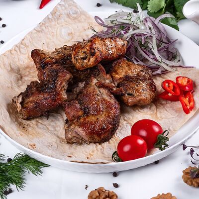Шашлык из филе куриного бедра в Тамада по цене 740 ₽