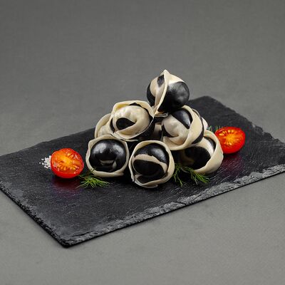 Пельмени с говядиной ручной лепки в Вкусная усадьба по цене 790 ₽