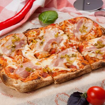 Бекон и халапеньо Рим в Perotti Pizza по цене 350 ₽