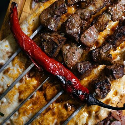 Печень ягненка в Anatolia Iskender Kebap по цене 570 ₽