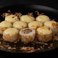 Запеченный кацуо в Snail Суши