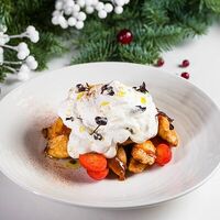 Хрустящий баклажан с муссом фета в Villa Pasta