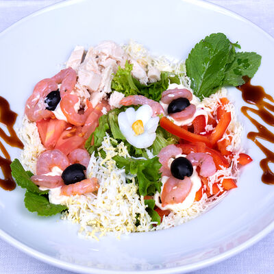 Салат Между нами девочками в Комедия по цене 22 р.