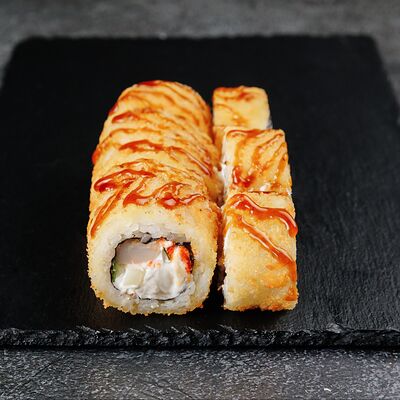 Темпура ролл с морским гребешком в Суши скат по цене 560 ₽