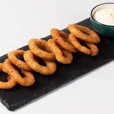 Луковые кольца с соусом 9 шт в Hungry Wolf Bar по цене 375 ₽