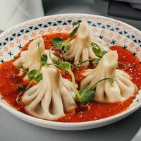 Хинкали с бараниной в пряном томатном соусе в Partysong