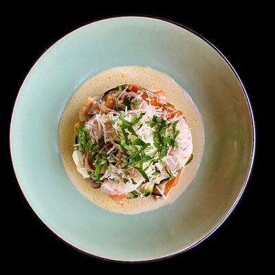 Овощное папарделли с креветками в сливочном соусе в Сохо по цене 700