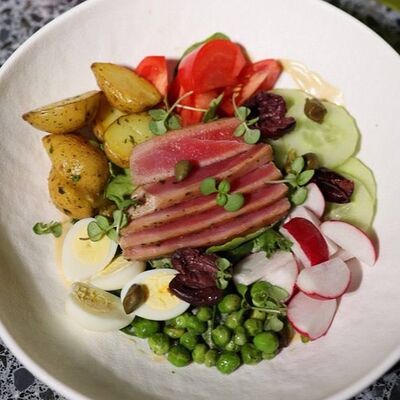 Нисуаз с соусом тоннато в Sweetheart по цене 1000 ₽