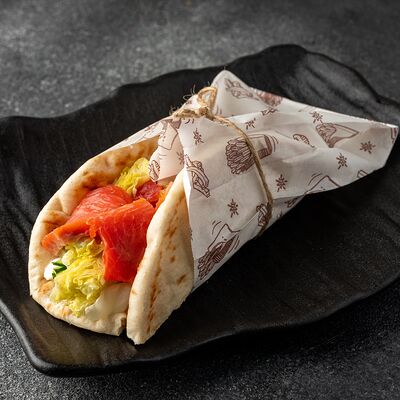 Гирос с Лососем в Мацумото по цене 650 ₽