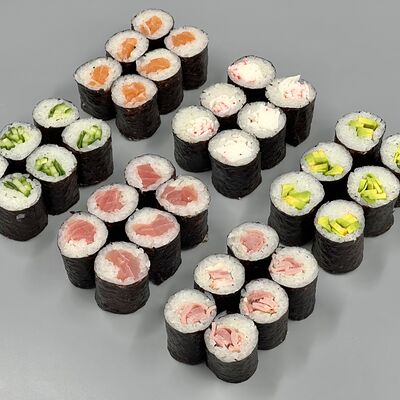 Мини-сет в Avokado sushibar по цене 1380 ₽