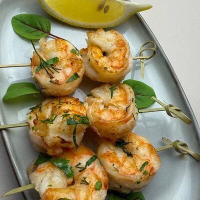 Креветки на мангале в MOOD по цене 550 ₽