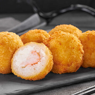 Рисовые шарики с креветкой в Суши Мастер по цене 229 ₽