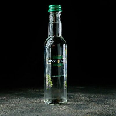 Russe Quelle Still маленькая негазированная в Пряности & Радости на Васильевском по цене 230