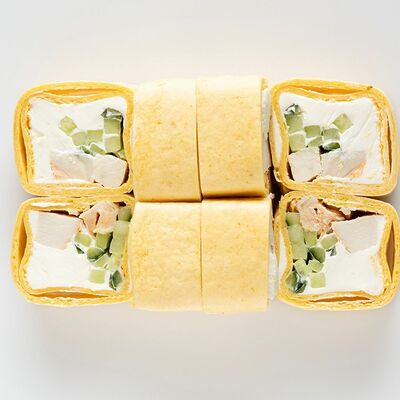 Тортилья с курицей в Wasabi по цене 409 ₽