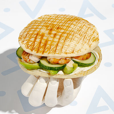 Пита с креветками в Vangyros по цене 645 ₽