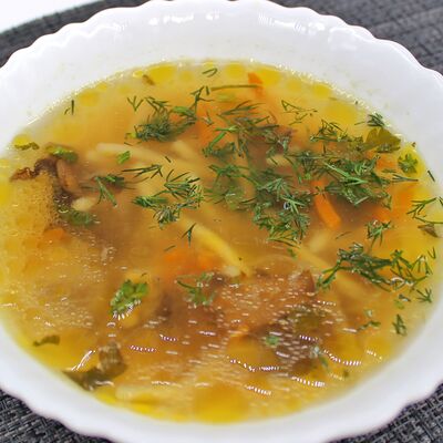 Лапша с грибами в Чёрный и белый по цене 115 ₽